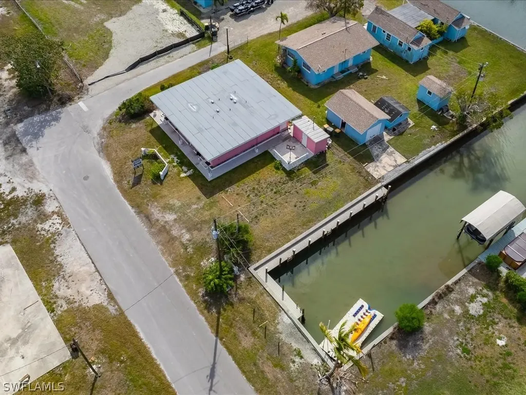 107 East Avenue Goodland FL 34140