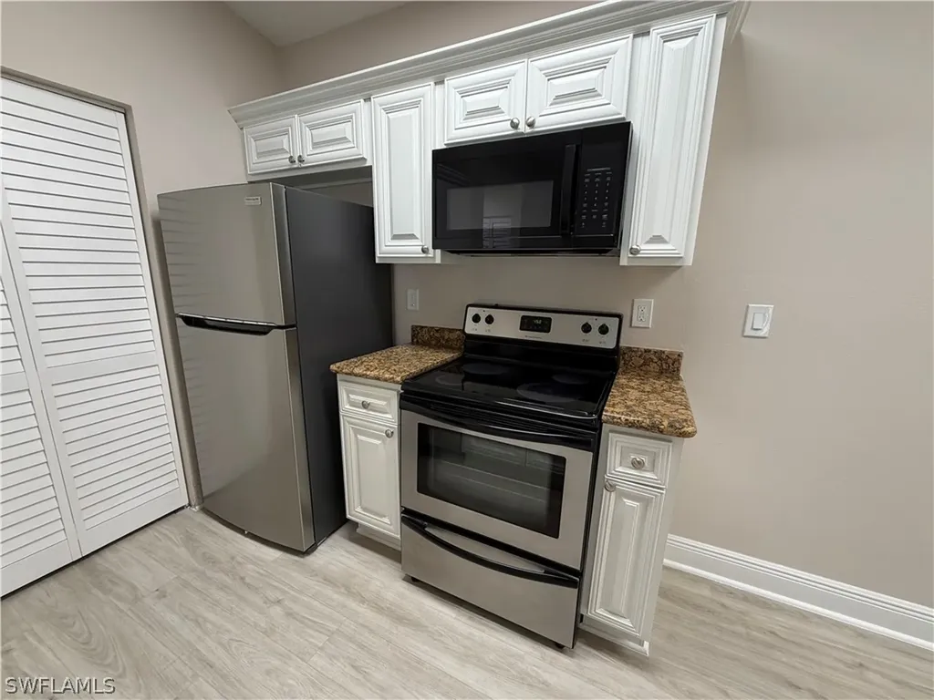 2214 Arbour Walk Circle Naples FL 34109