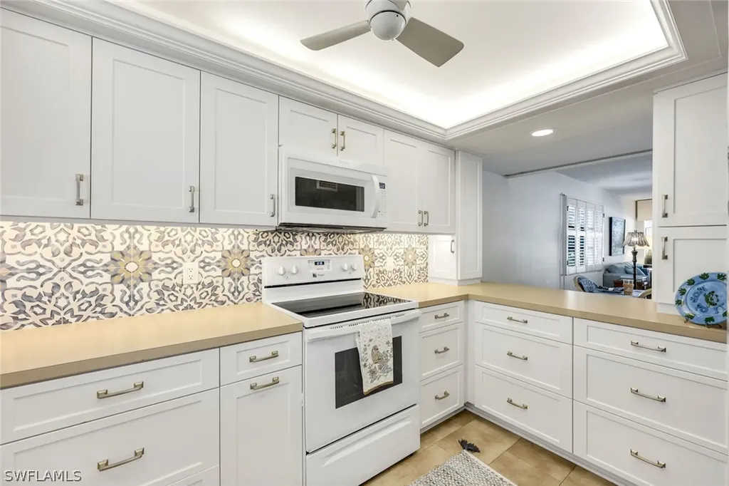 280 2nd Avenue S Naples FL 34102