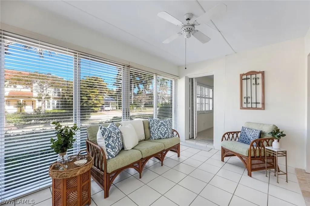 280 2nd Avenue S Naples FL 34102