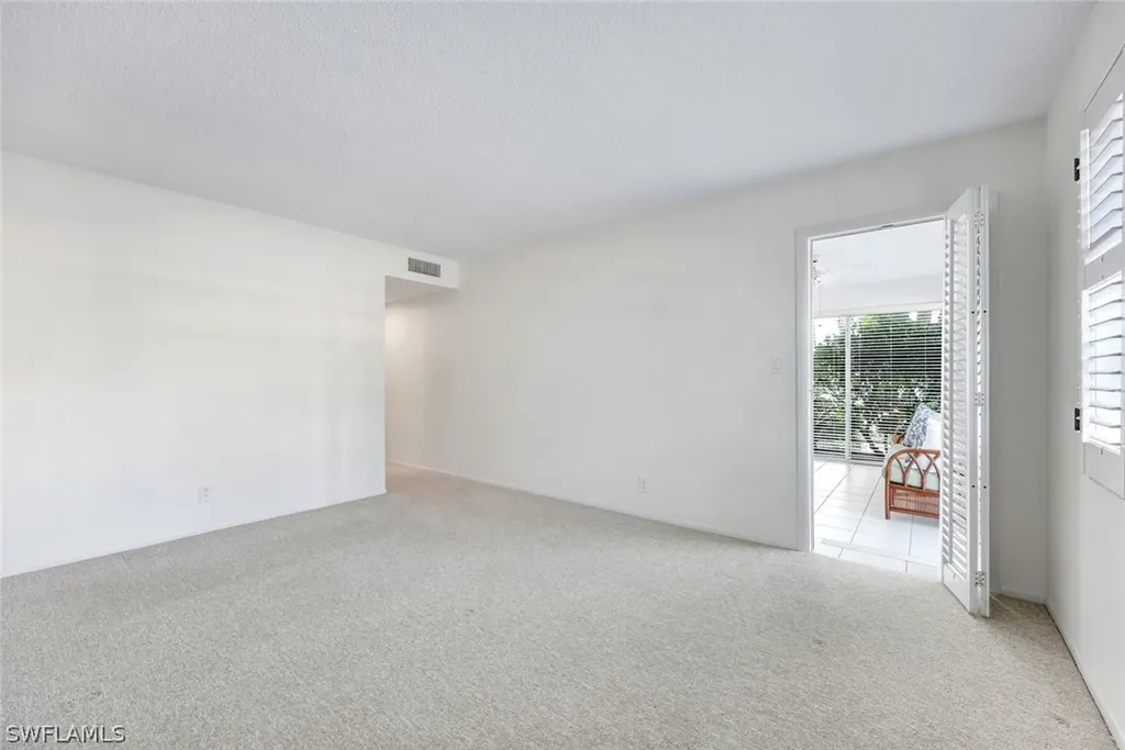 280 2nd Avenue S Naples FL 34102