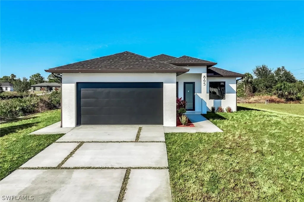 865 Chipley Street E Lehigh Acres FL 33974