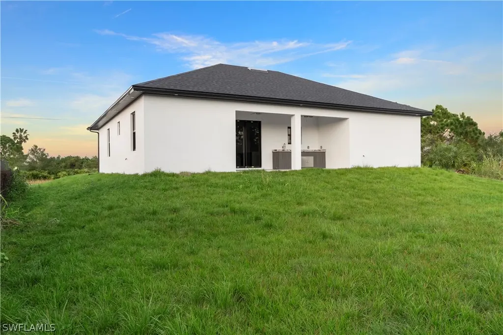 2714 24th Street W Lehigh Acres FL 33971