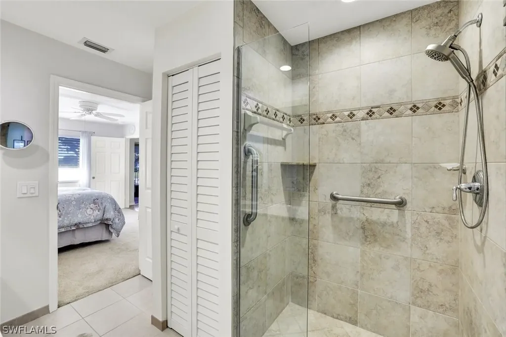 7742 Emerald Circle Naples FL 34109