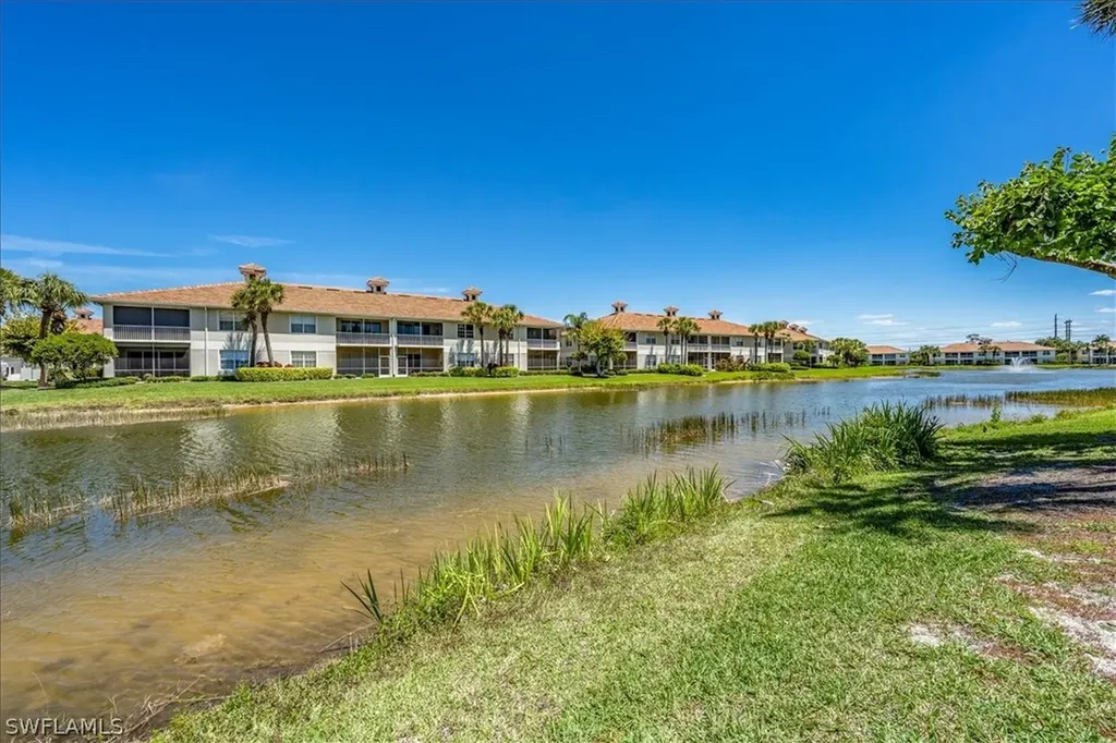 3009 Driftwood Way Naples FL 34109