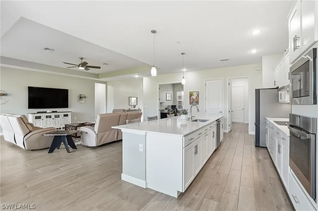 17040 Serengeti Circle Alva FL 33920