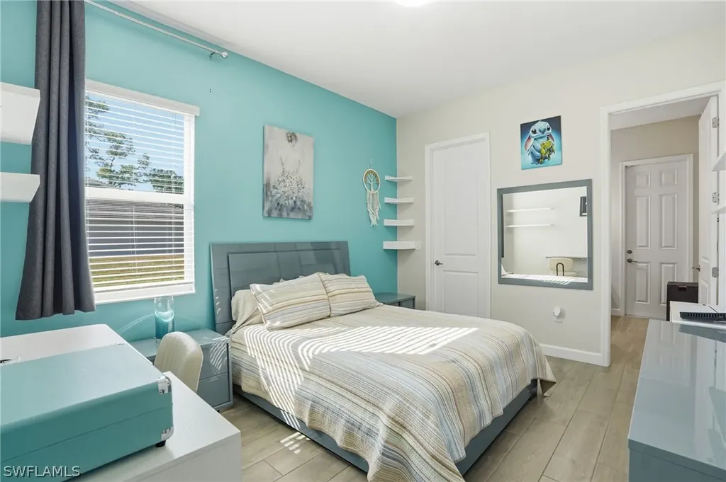 17040 Serengeti Circle Alva FL 33920