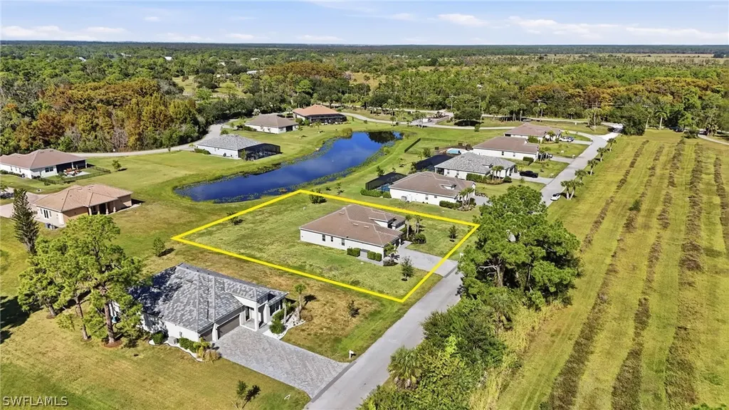 17040 Serengeti Circle Alva FL 33920