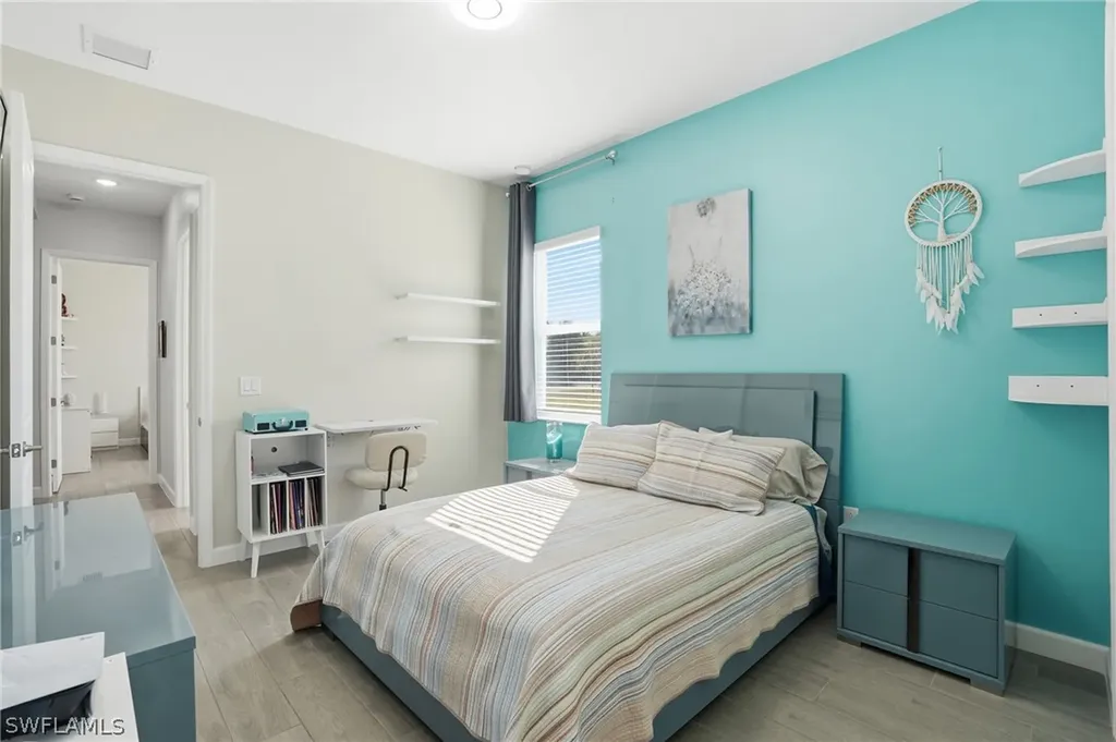 17040 Serengeti Circle Alva FL 33920