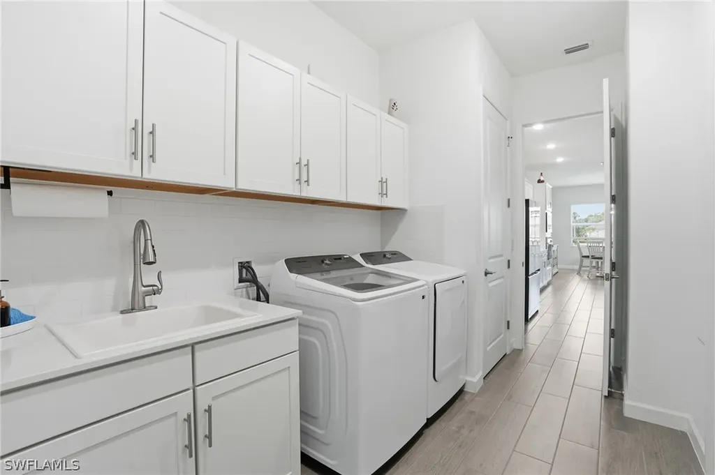 17040 Serengeti Circle Alva FL 33920