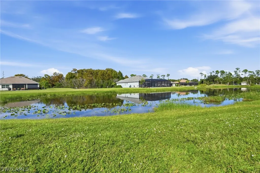 17040 Serengeti Circle Alva FL 33920