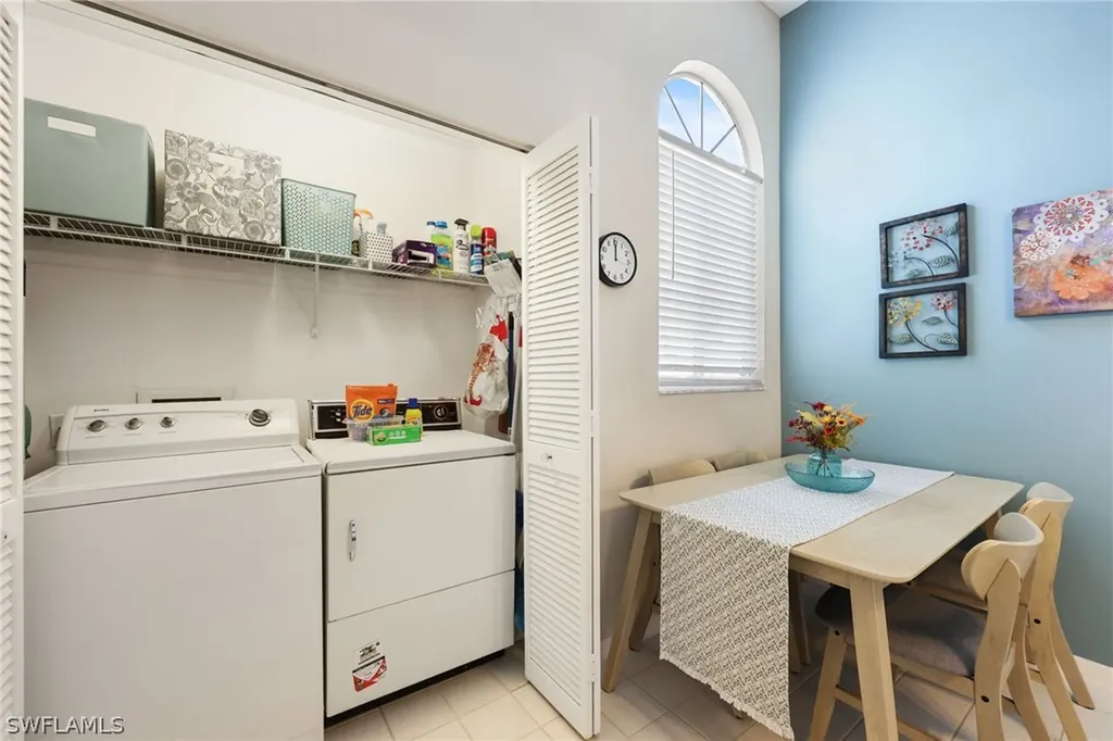 2541 Citrus Lake Drive Naples FL 34109