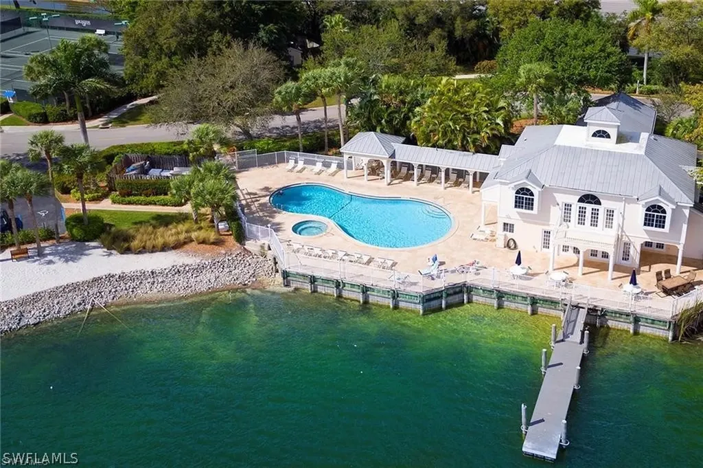 2541 Citrus Lake Drive Naples FL 34109