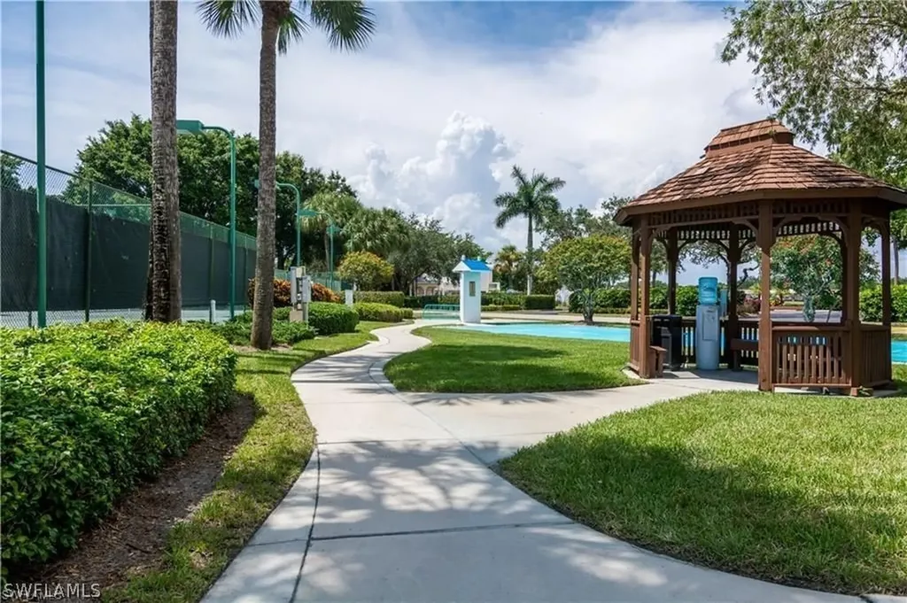 2541 Citrus Lake Drive Naples FL 34109