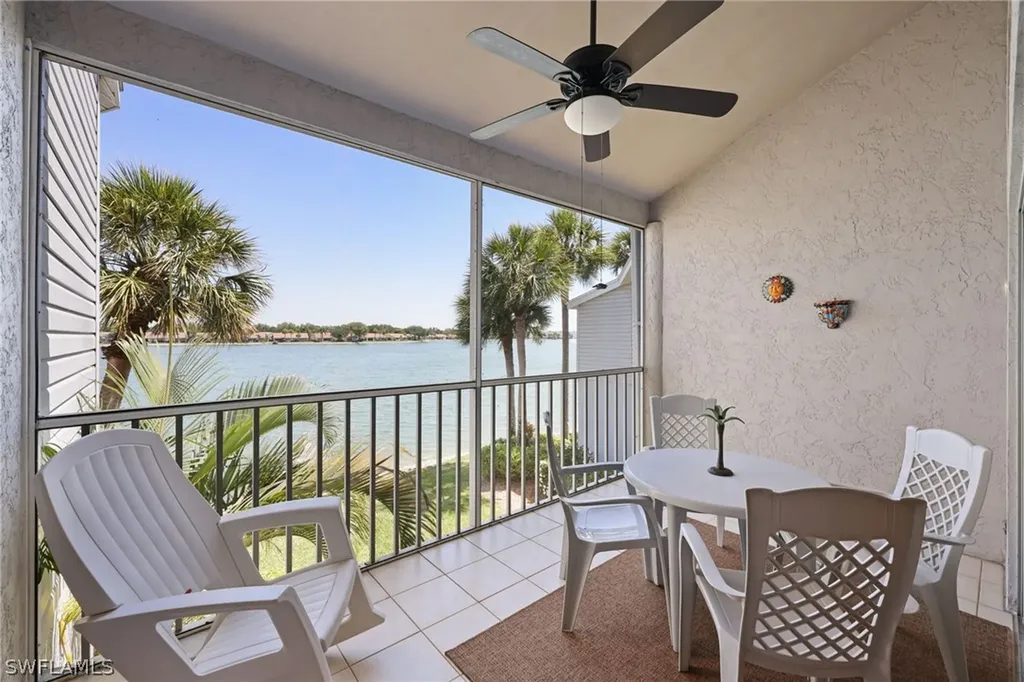 2541 Citrus Lake Drive Naples FL 34109