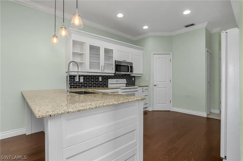 2263 Carnaby Court Lehigh Acres FL 33973