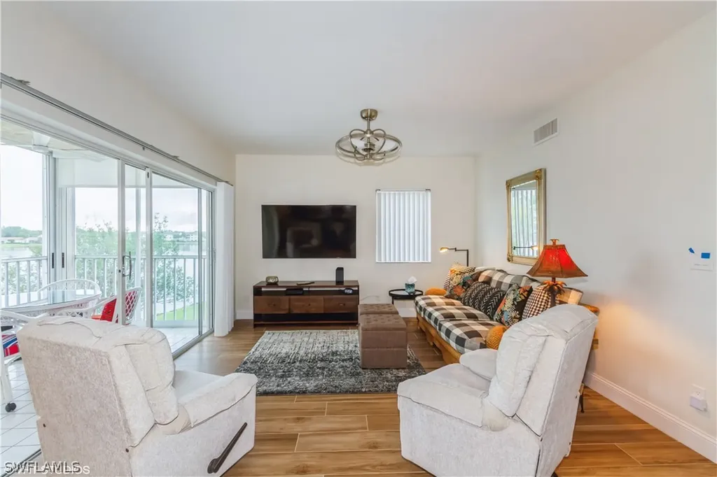 2671 Citrus Lake Drive Naples FL 34109