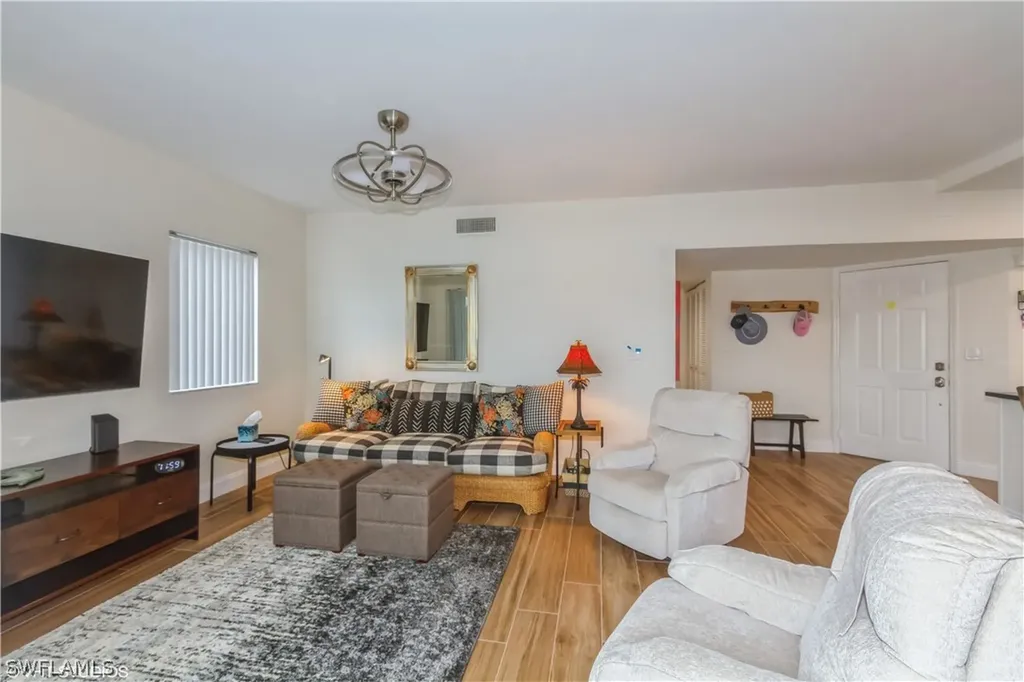 2671 Citrus Lake Drive Naples FL 34109