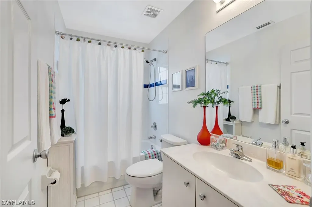 6270 Huntington Lakes Circle Naples FL 34119