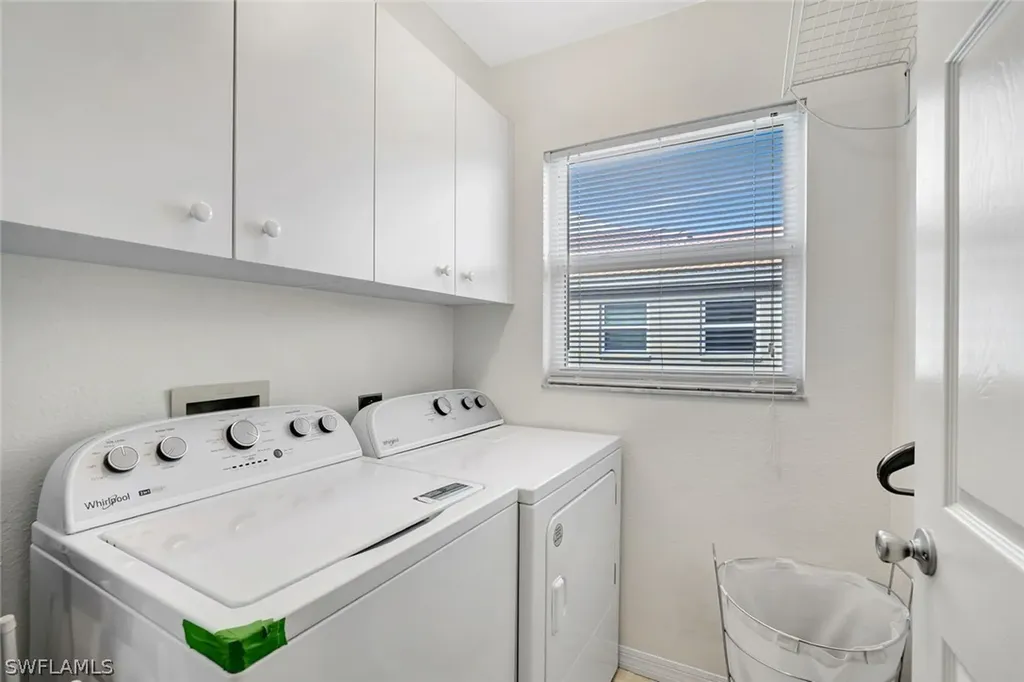 6270 Huntington Lakes Circle Naples FL 34119