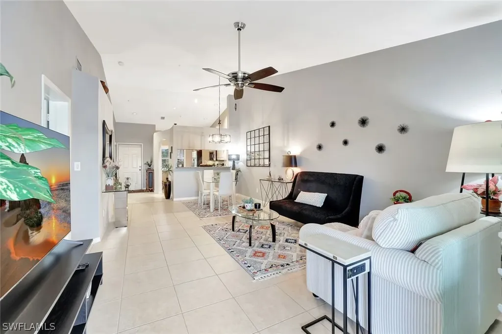 6270 Huntington Lakes Circle Naples FL 34119