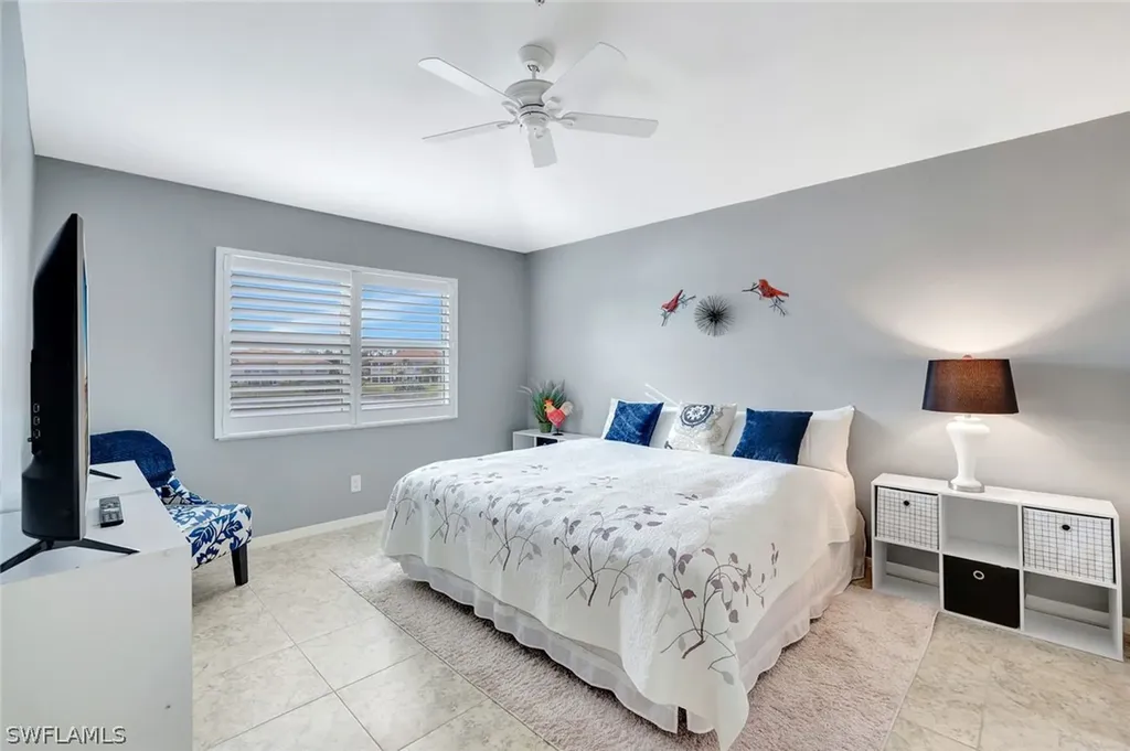 6270 Huntington Lakes Circle Naples FL 34119