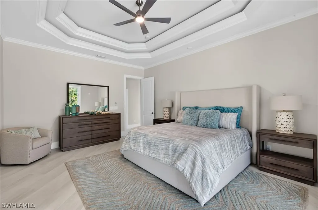 6461 Livingston Woods Lane Naples FL 34109