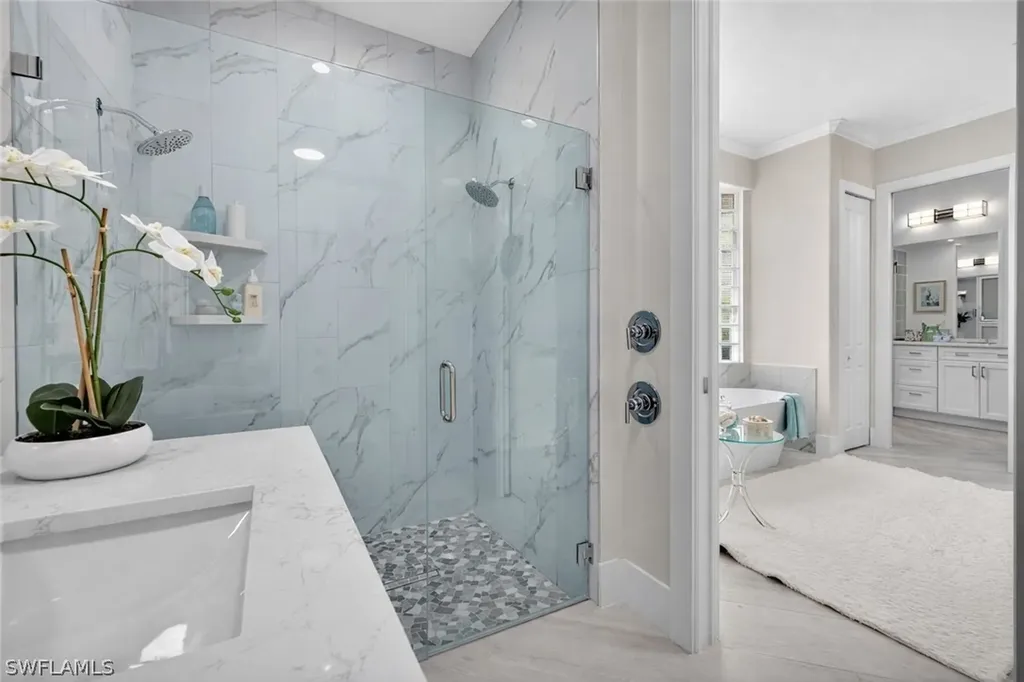 6461 Livingston Woods Lane Naples FL 34109