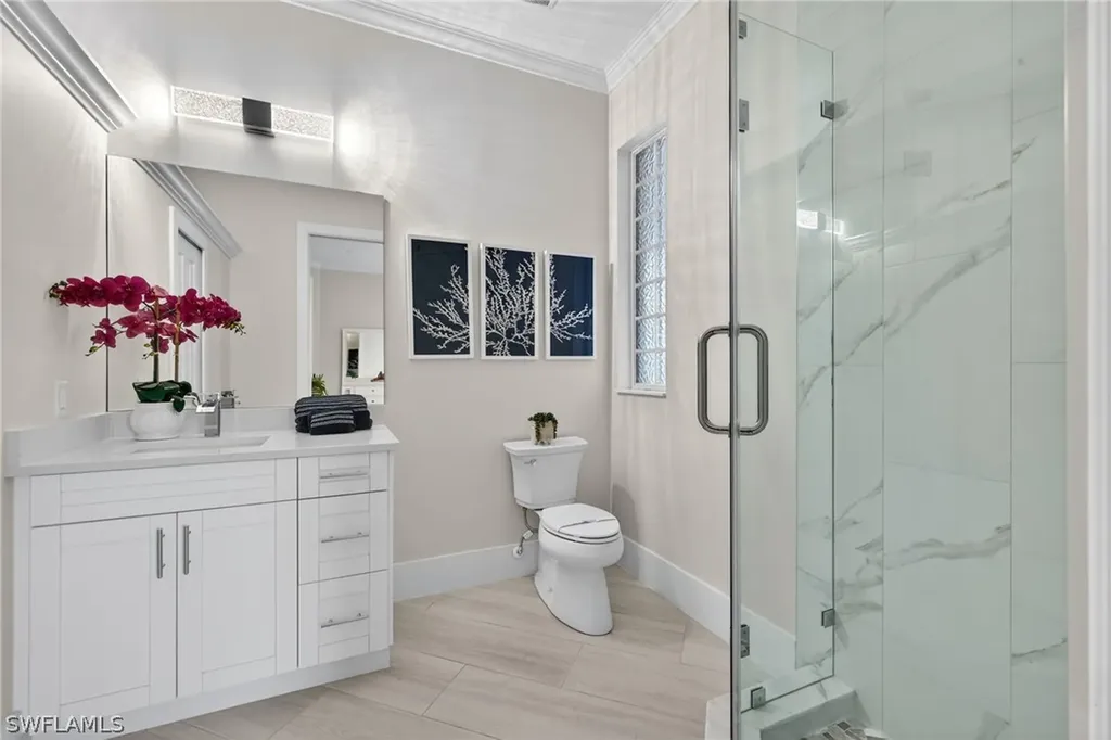 6461 Livingston Woods Lane Naples FL 34109