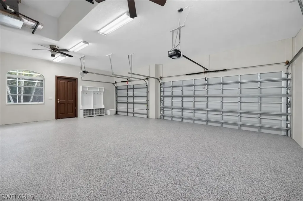 6461 Livingston Woods Lane Naples FL 34109