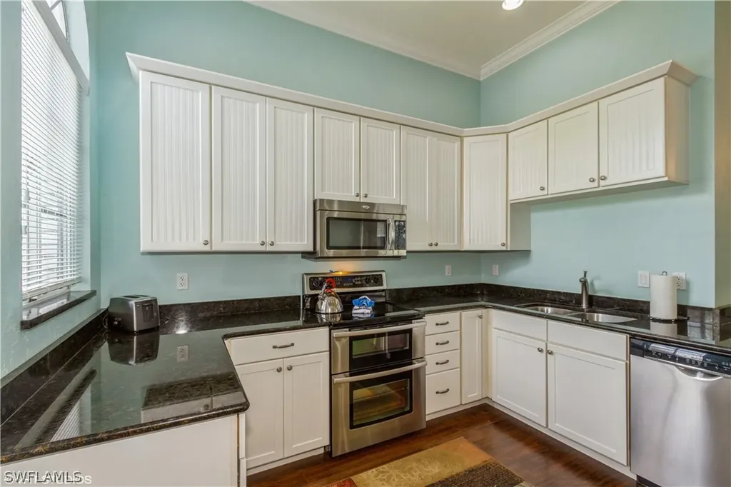 2611 Citrus Lake Drive Naples FL 34109