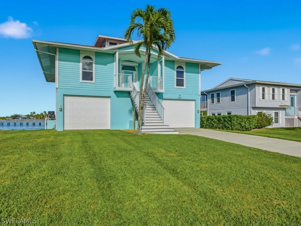 105 Pago Pago Drive W Naples FL 34113