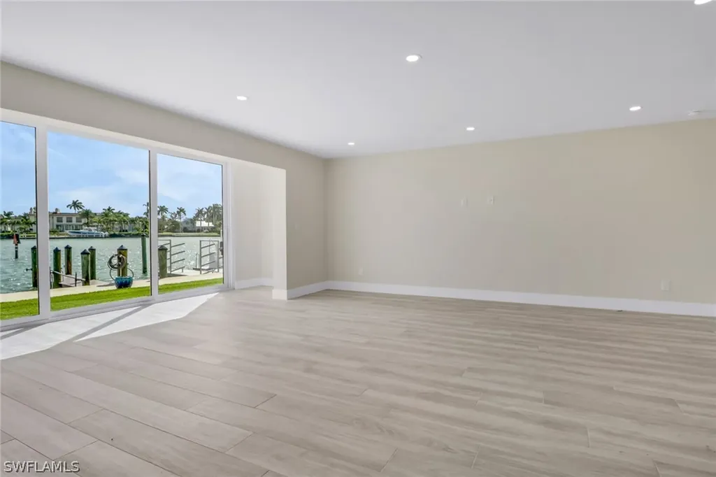 2500 Gulf Shore Boulevard N Naples FL 34103