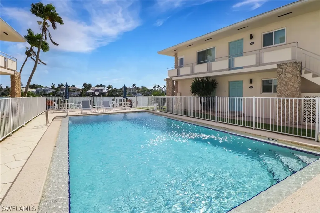 2500 Gulf Shore Boulevard N Naples FL 34103