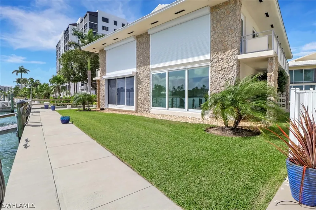 2500 Gulf Shore Boulevard N Naples FL 34103