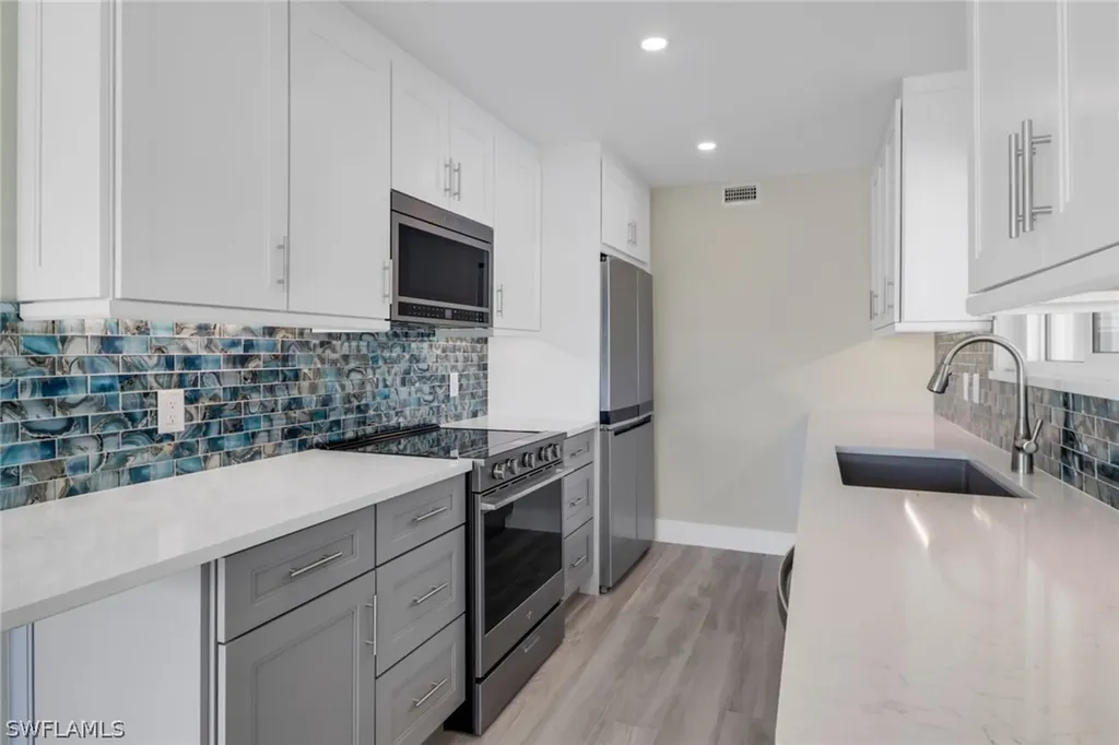 2500 Gulf Shore Boulevard N Naples FL 34103