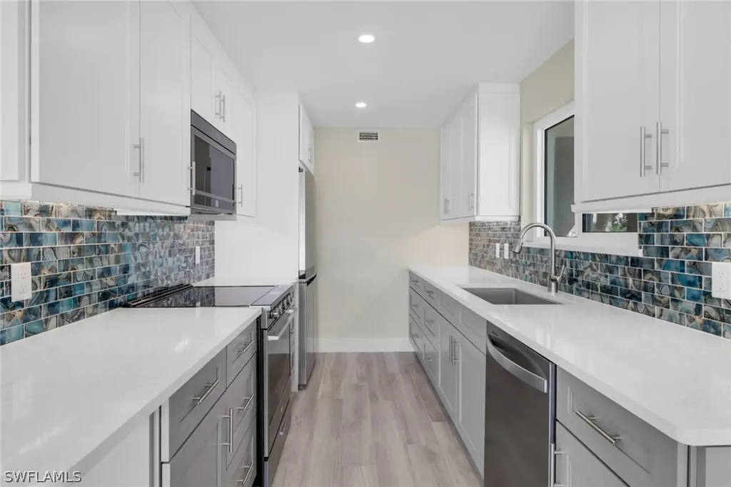 2500 Gulf Shore Boulevard N Naples FL 34103