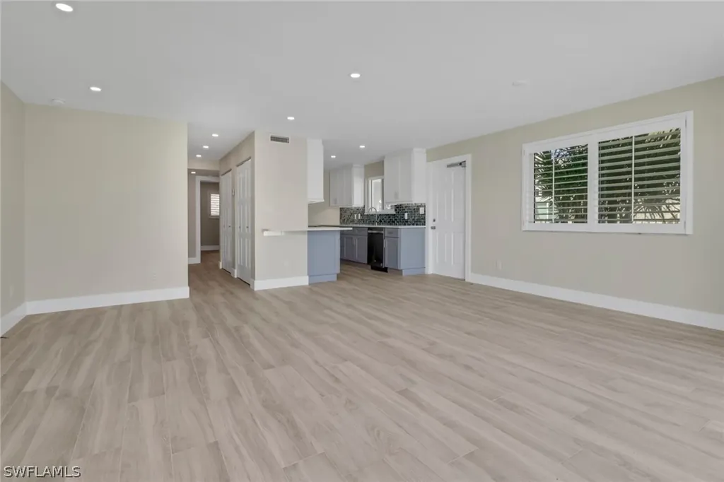 2500 Gulf Shore Boulevard N Naples FL 34103
