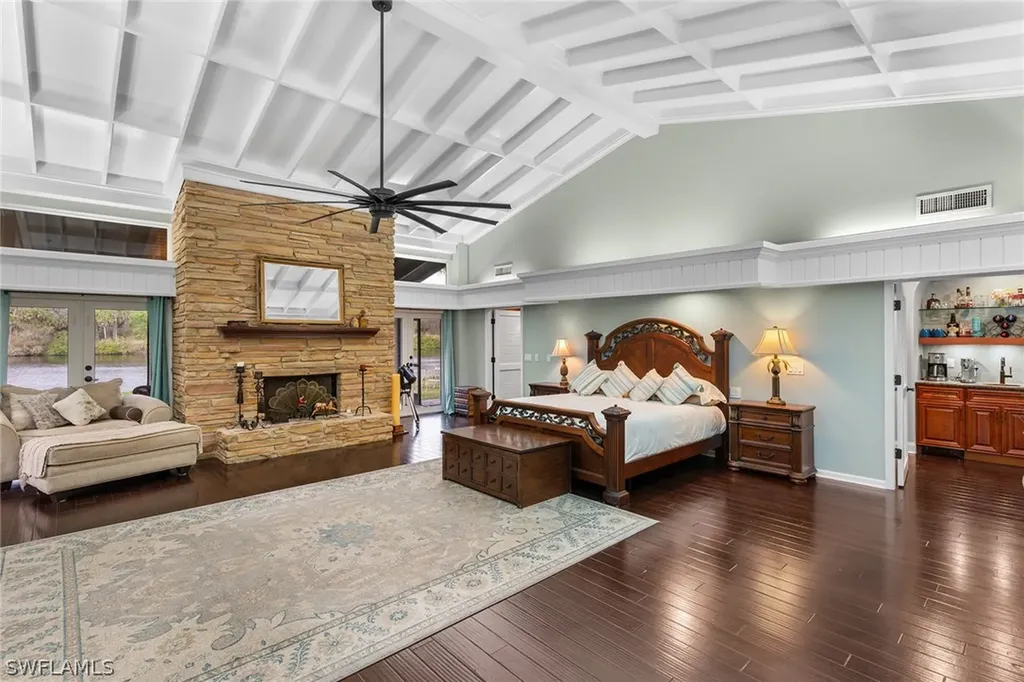 620 E Fort Thompson Avenue Labelle FL 33935