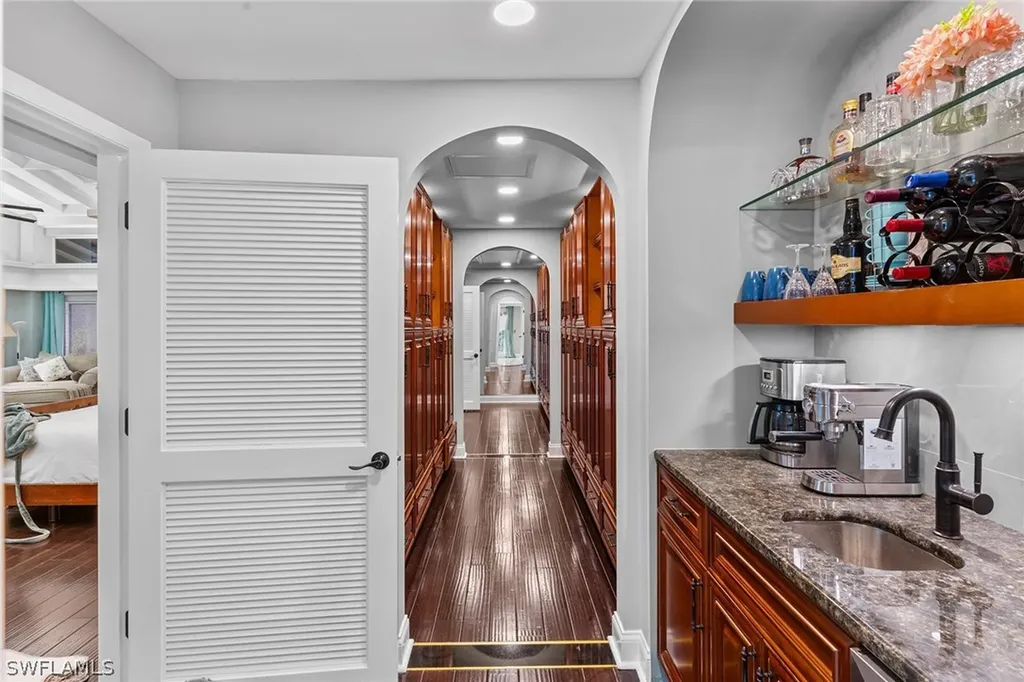 620 E Fort Thompson Avenue Labelle FL 33935