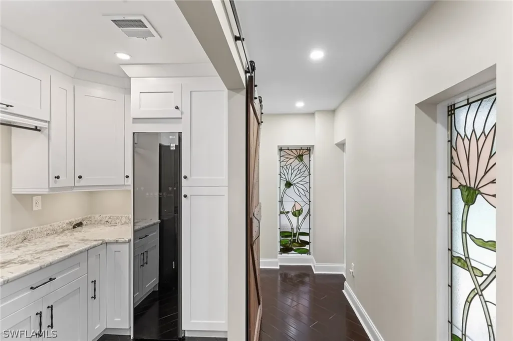 620 E Fort Thompson Avenue Labelle FL 33935