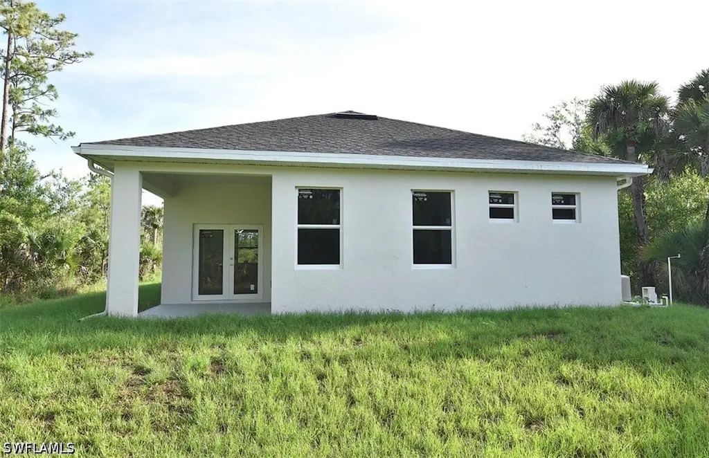 2958 70th Avenue NE Naples FL 34120