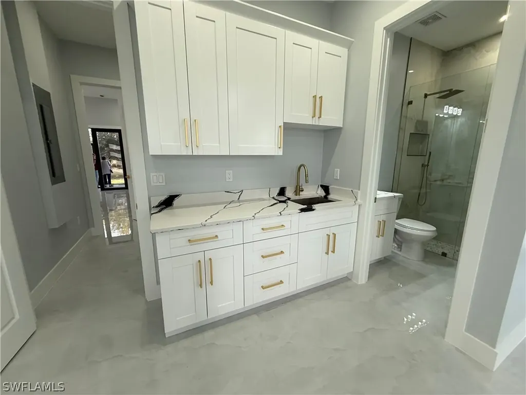 4353 22nd Avenue NE Naples FL 34120