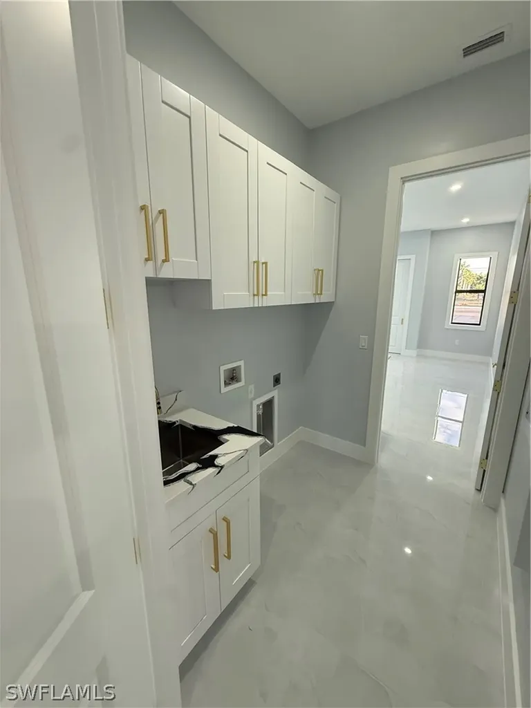 4353 22nd Avenue NE Naples FL 34120
