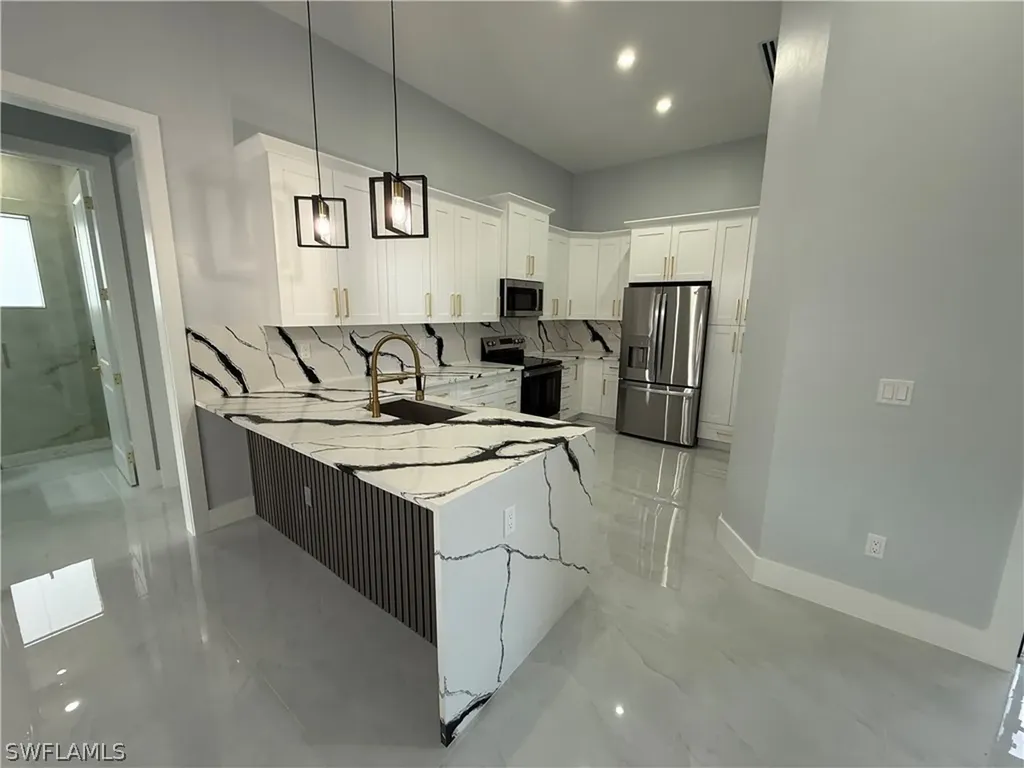 4353 22nd Avenue NE Naples FL 34120