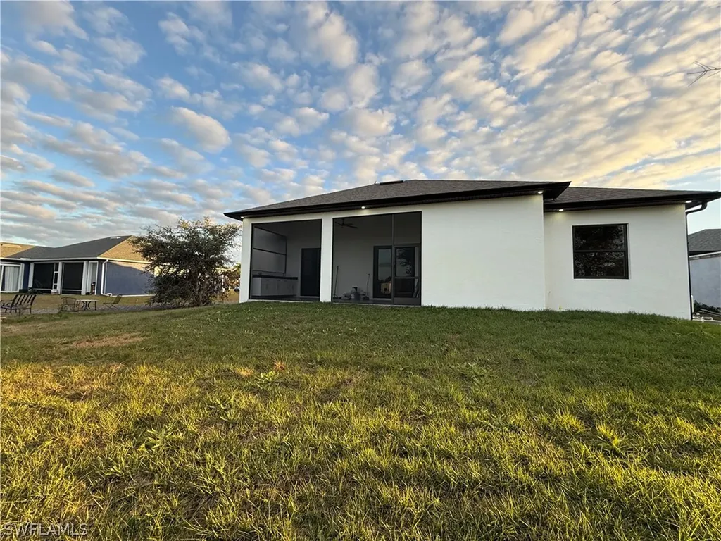 4353 22nd Avenue NE Naples FL 34120