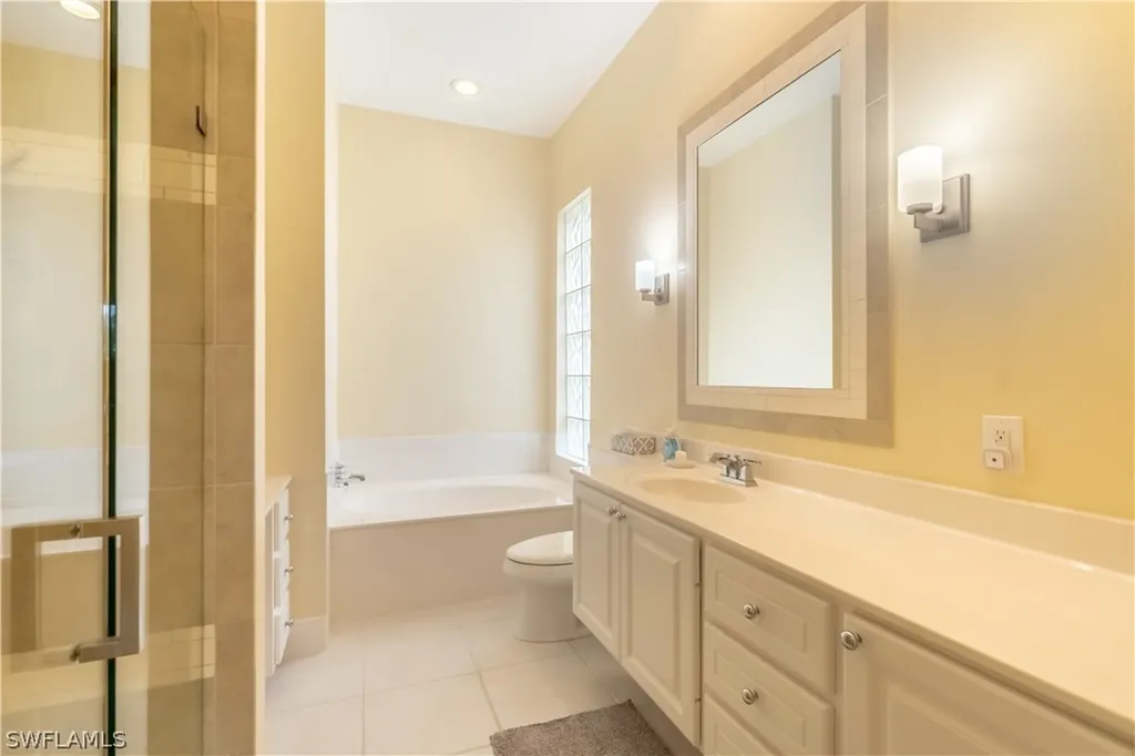 7337 Donatello Court Naples FL 34114
