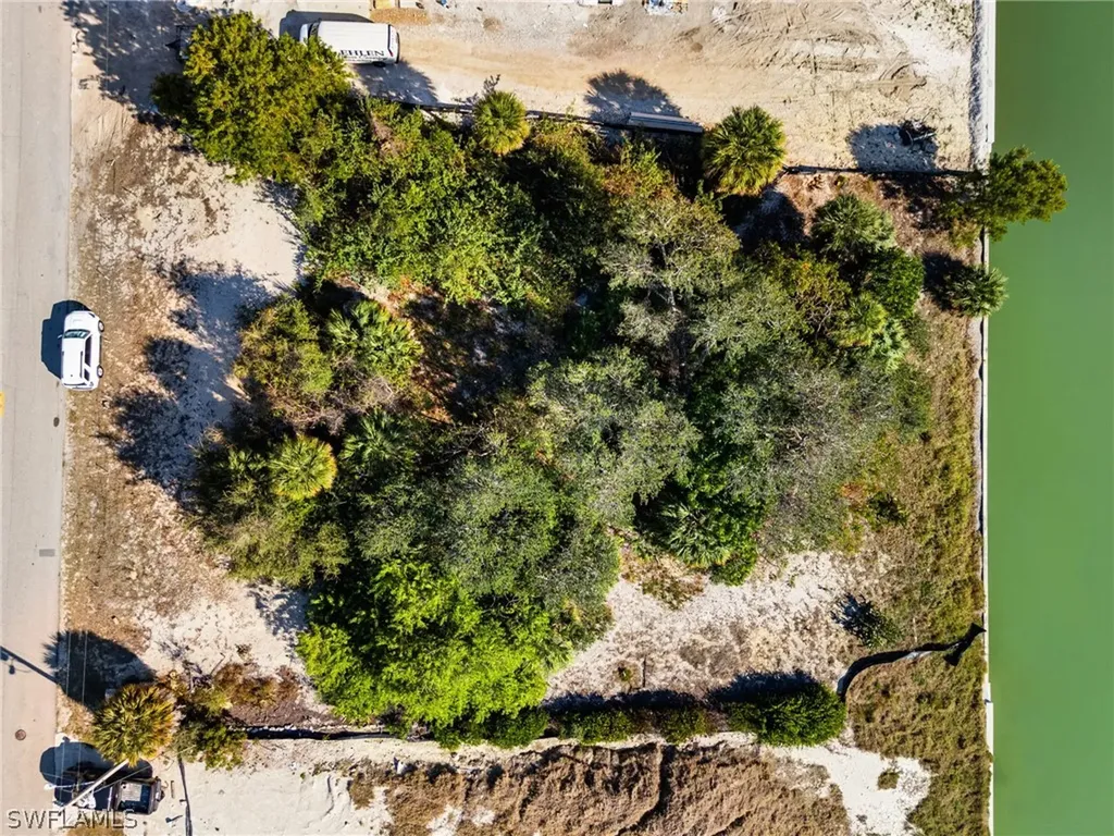 1675 Ludlow Road Marco Island FL 34145