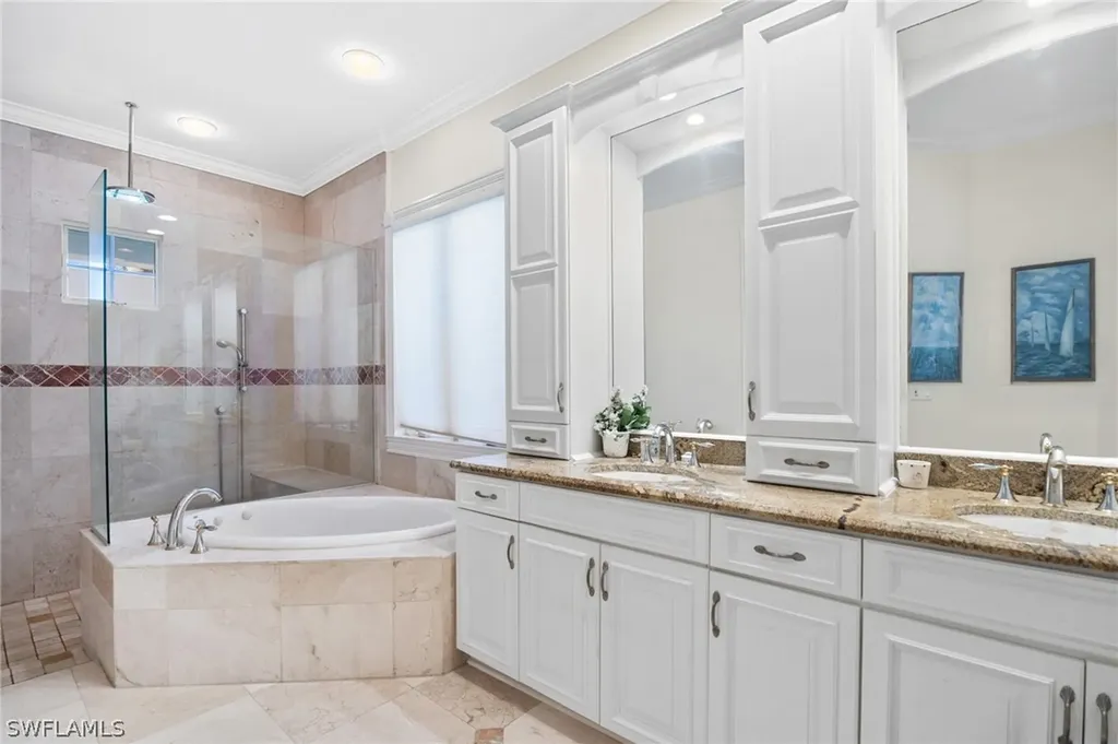 368 Hawser Lane Naples FL 34102