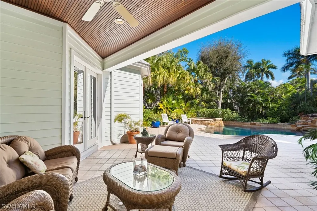 368 Hawser Lane Naples FL 34102